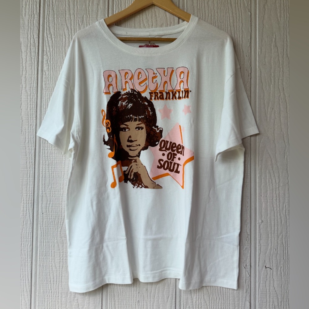 Queen Of Soul Aretha Franklin Graphic Tee